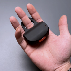 Single finger stun gun